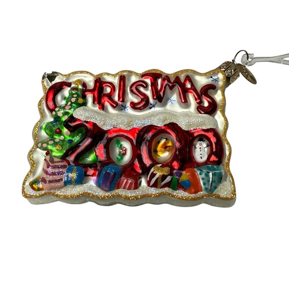 Christopher Radko Y2K Christmas 2000 Hanging Glass Ornament 3.5”X2.5” FLAW~AS IS - Picture 1 of 8